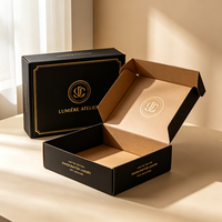 Boîte en carton ondulé personnalisée avec impression offset et dorure à chaud, production en 72h, pour vêtements de luxe, emballage de vêtements recyclés