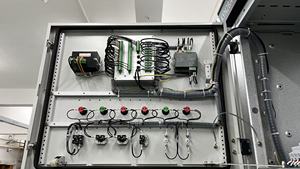 Boîte de disjoncteur étanche Aisikai 400V/380V 25A/100A |   Boîtier électrique intérieur en ABS pour la protection des circuits et la distribution de l'énergie - Product Image 3