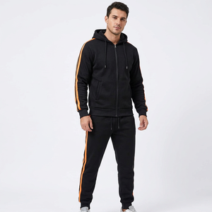 Chándal con Capucha Negro para Hombre con Rayas Naranjas, Diseño Deportivo con Cierre Completo, Corte Regular, Bolsillos Laterales, Ropa de Otoño - Product Image 2