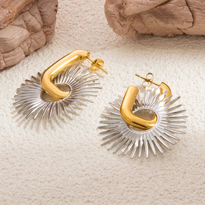 Pendientes de Aro con Púas de Acero Inoxidable, Chapados en Oro de 18K, Forma de U, para Uso Diario - Product Image 1