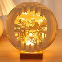 Lampe de chevet ronde en papier/bois gravée sur mesure, décoration d'intérieur, cadeau d'anniversaire ou de célébration