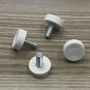 Patas Ajustables Planas Blancas de Plástico para Nivelación de Muebles - Product Image 1
