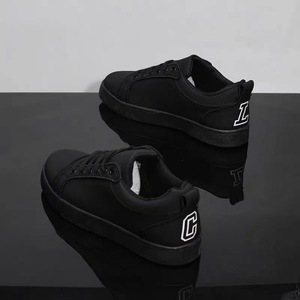 Chaussures décontractées polyvalentes et tendance, nouvelle collection 2026. Sneakers de style coréen identiques pour hommes et femmes. Chaussures de marche confortables pour tous - Product Image 2