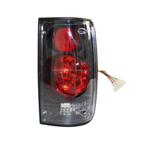 Piezas de Automóvil Luces Traseras para Camioneta MAZDA B2000 B2500 B2600 1986-1993 Lámpara Trasera Ub3951152a Ub3951162a