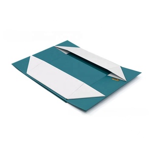 Custom Logo Luxury Folding Cosmetic <b>Box</b> Magnetic <b>Lock</b>, Handle, Collapsible Rigid Design - Product Image 2