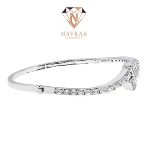 VVS Fully Iced Out Diamond <b>Men</b> Tennis Bracelet Lobster Clasp Emerald Cut Baguette Diamond Bracelet for Womens Party Wear - Product Image 4