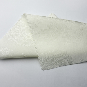 Venta al por mayor <span class=keywords><strong>de</strong></span> tela <span class=keywords><strong>de</strong></span> satén <span class=keywords><strong>de</strong></span> poliéster con estampado <span class=keywords><strong>de</strong></span> leopardo, muestra gratuita <span class=keywords><strong>de</strong></span> tela jacquard para vestidos. - Product Image 5