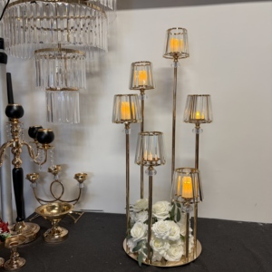 6-Armiger Kristall-Pendelleuchter Kerzenhalter mit Rundem Goldenen Metallständer für Weihnachten Hochzeiten Weihnachts-Tischdekoration - Product Image 2