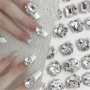 Strass en verre transparent à 6 compartiments, diamants de luxe en forme de cœur et carrés, pierres scintillantes pour ongles, design DIY artificiel - Product Image 6