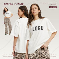 Custom Logo Zwaargewicht Wit Losse Effen Korte Mouw T-Shirts Voor Vrouwen O-hals 100% Katoen 230 Gram T-Shirts Groothandel