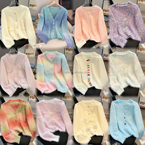 <span class=keywords><strong>Cardigan</strong></span> Invernale da <span class=keywords><strong>Donna</strong></span> alla Moda con Bottoni, <span class=keywords><strong>Giacca</strong></span> Lavorata a Maglia Spessa con Collo Finto e Maniche Lunghe a Lanterna - Product Image 5