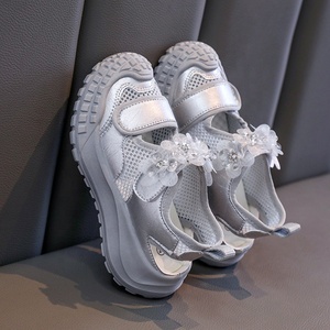 <span class=keywords><strong>Sandales</strong></span> de princesse en maille ajourée pour filles, chaussures d'été à semelle souple, chaussures de plage à enfiler tendance - Product Image 3