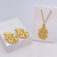 Ensemble assorti collier et boucles d'oreilles en acier inoxydable doré, motifs cœur, tournesol, papillon, perle, feuille, 9 styles, hypoallergénique, OEM