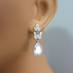 Orecchini Pendenti a Goccia in Cristallo a Forma di Pera per Donne, Eleganti Accessori per Abiti da Festa - Product Image 3