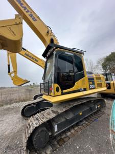 รถขุดตีนตะขาบ Komatsu PC200 มือสอง น้ำหนัก 12.5 ตัน พร้อมเครื่องยนต์และมอเตอร์ สภาพดี ขายในราคาถูก - Product Image 3