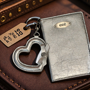 Llavero colgante con forma de corazón, estilo coreano, de cuero PU, dulce y moderno, para bolso de chica. - Product Image 3