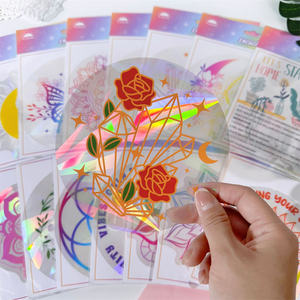 Coloré personnalisé impression arc-en-ciel fabricant autocollant oiseaux <span class=keywords><strong>Anti</strong></span> <span class=keywords><strong>Collision</strong></span> attrape-soleil fenêtre décalcomanies <span class=keywords><strong>pour</strong></span> la maison attrape-soleil autocollant - Product Image 4