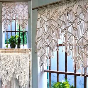<span class=keywords><strong>Rideau</strong></span> en macramé à motif de feuilles bohèmes - Tapisserie de porte semi-transparente en coton tissé à la main pour la décoration intérieure bohème et les accents muraux - Product Image 4
