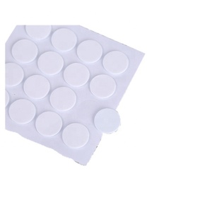 Petits carrés prédécoupés en mousse EVA blanche de 1,5 mm, adhésifs double face, points collants en mousse EVA découpés à la forme - Product Image 3