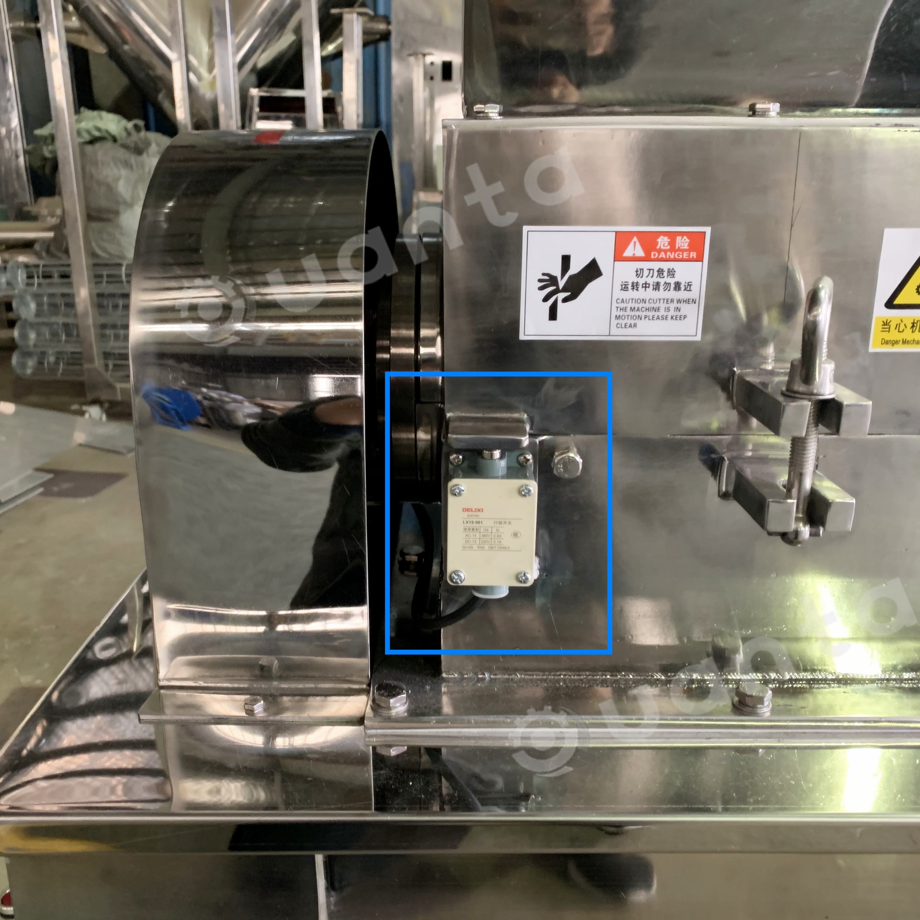 candy crusher machine