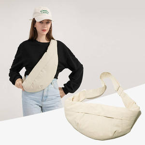 Bolso de Pecho Estilo Japonés para Mujer, Color Beige, Correa Única, Cierre de Cremallera, Portátil, para Uso Diario, Primavera 2025 - Product Image 1