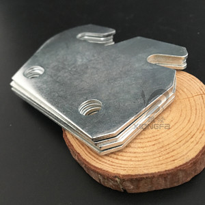 อุปกรณ์เชื่อมต่อเตียงรูปตัวอักษรเหล็กหนาสำหรับเฟอร์นิเจอร์ชาย - Product Image 1