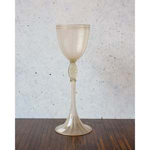 Copa de Cristal Dorada Coleccionable Bennyudine con Intrincado Diseño de Cameo, Elegante para Copas y Flautas - Product Image 3