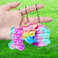 Porte-clés Pop Fidget 2026 – Le plus vendu – Jouet sensoriel en silicone à bulles à presser – Pendentif anti-stress pour enfants de 5 à 7 ans – Vente en gros personnalisée