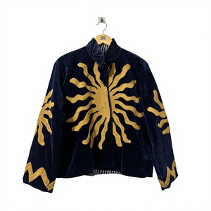 Blouson bomber en tricot pour femme, base foncée, broderies décoratives, motifs floraux, design artisanal, manches longues, respirant, vêtement d'hiver - Product Image 3