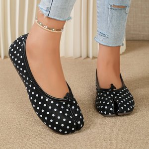Zapatos Planos Unisex con Punta Dividida Estilo Mary Jane, Zapatos de Ballet Tabi con Diseño de Puntos, Tacón Plano y Ligeros, Logotipo Personalizado al por Mayor - Product Image 3