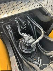 Gebruikte Volvo Ec240 Graafmachine Lage Werktijden Goede Prestatie Versnellingsbak 2023 <span class=keywords><strong>Model</strong></span> 24.5 Ton Verkoopvoorraad - Product Image 5