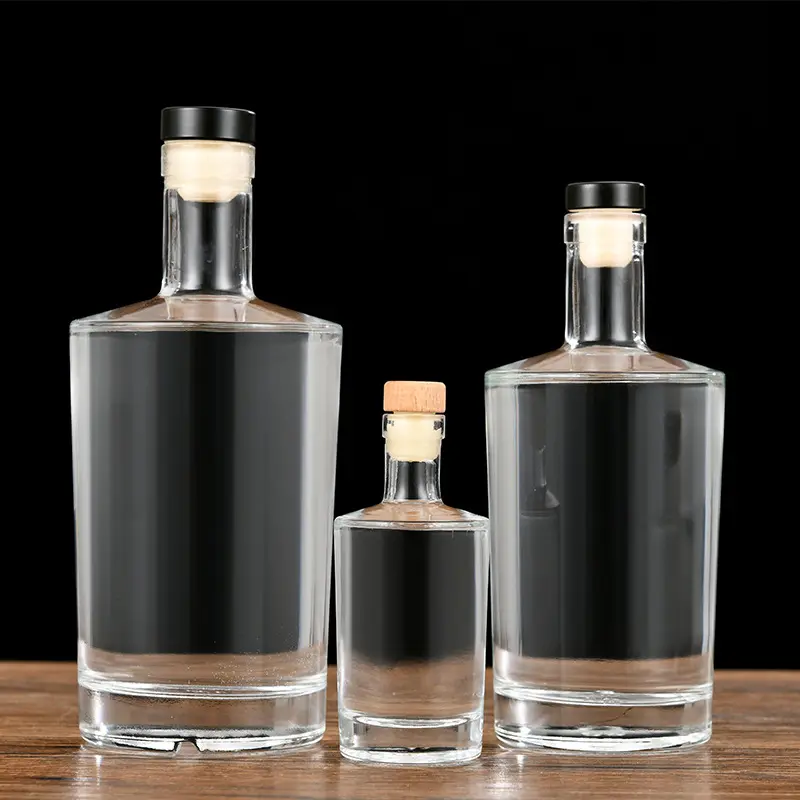 Groothandel Goedkope 100Ml 500Ml 750Ml Vodka Fles Whisky Verzegelde Wijn Glazen Fles Met Kurk In Xuzhou