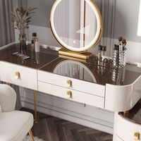 Table de maquillage moderne en bois gris de luxe avec miroir rond éclairé par LED et grands tiroirs de rangement
