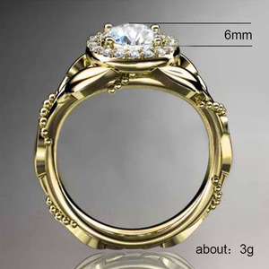 Anello con Foglia di Vite e Cristalli per Donne, Tono Dorato, Elegante Accessorio Moda per Uso Quotidiano - Product Image 5