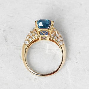 Anello con Accento Blu Acqua, Gioiello Creativo e alla Moda per Donna, Accessorio per Outfit Quotidiani e Feste - Product Image 2