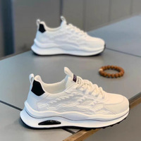 Chaussures de course respirantes en maille à lacets pour hommes, semelle extérieure souple en PVC, style étudiant, maille fine, polyvalentes, petites blanches
