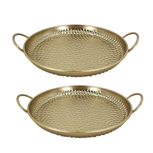 Hermosa Bandeja de Servicio de Metal con Diseño Floral, Asa de Trabajo, Perfecta para Comida, Bebidas y Postres en una Presentación Elegante y con Estilo - Product Image 2