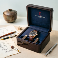 Boîte à montre en bois finition piano haute brillance, doublure en tissu bleu marine, logo personnalisé pour montre de luxe, cadeau et emballage de rangement
