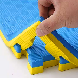 Suelo de Gimnasio de EVA Negro Premium con Patrón de Madera de Tatami, Plano, Flexible, 1m X 1m X 2, para Niños Pequeños, 8 Tapetes de Artes Marciales - Product Image 6