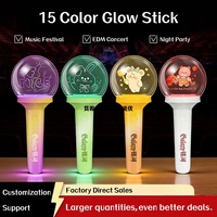 Ventilateur portable rechargeable à succès pour événements K-Pop/J-Pop, avec logo/motif personnalisé, commande centrale, directement de l'usine OEM pour concerts et événements de fans