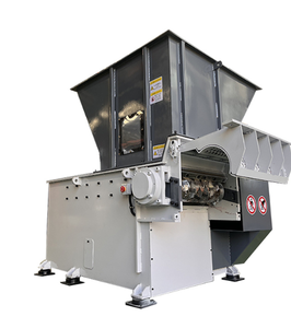 Broyeur à un arbre à chenilles avec trémie multi-matériaux 18,5 kW pour le broyage fin de la biomasse, de la paille et du foin - Product Image 1