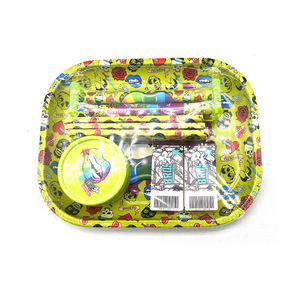 En stock : Kit de fumeur portable avec plateau en étain, ensemble de cigarettes, broyeur dégradable à 2 couches et machine à rouler les cigarettes manuelle - Product Image 2