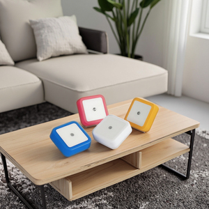 Lámpara de inducción <span class=keywords><strong>LED</strong></span> inteligente Mini UE EE. UU. Enchufe en luces de <span class=keywords><strong>sensor</strong></span> de luz nocturna para decoración de dormitorio Luz de pared - Product Image 2