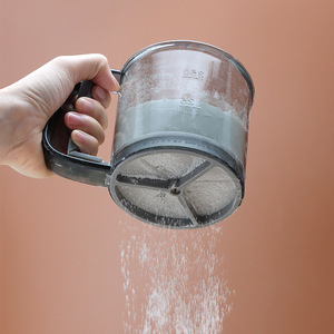Handheld Plastic Flour Sieve 250ml Baking Tool With Measurement Scale Dishwasher Safe - Product Image 5