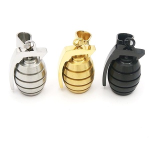 Collier pendentif grenade/bombe en acier inoxydable doré pour homme et enfant, style hip-hop - Product Image 4