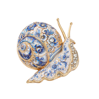 Broches de Diseño Barroco de Lujo con Animales e Insectos para Hombres y Mujeres, Joyería Inspirada en Porcelana Azul y Blanca, Accesorios de Moda