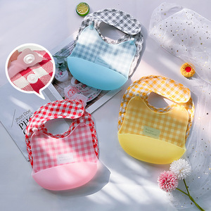 Bavaglini in Silicone Pieghevoli Impermeabili Senza BPA, Accessori per Neonati Lavabili con Stampe di Sicurezza - Product Image 1