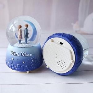 युगल क्रिस्टल गेंद प्रकाश के साथ घर सजावट के लिए संगीत क्रिस्टल गेंद गहने वेलेंटाइन दिवस उपहार युगल बर्फ ग्लोब - Product Image 2