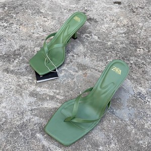 Nuova moda scivoli infradito pantofole da spiaggia <span class=keywords><strong>donna</strong></span> sandali tacco alto scarpe estive PU - Product Image 3