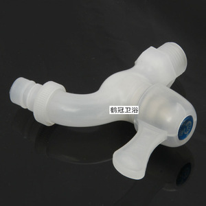 Robinet mural en plastique Crane Crown DN15 à ouverture rapide pour alimentation en eau extérieure - Product Image 1